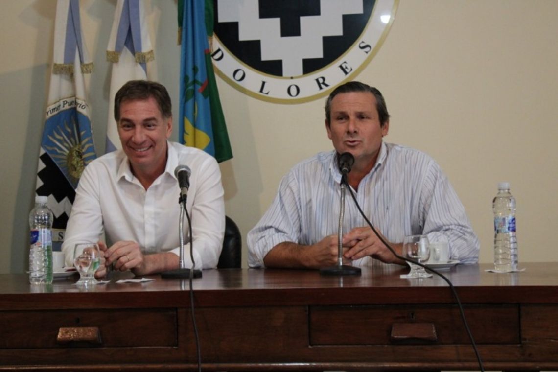 Dolores - Diego Santilli y Camilo Etchevarren (Foto: municipio)