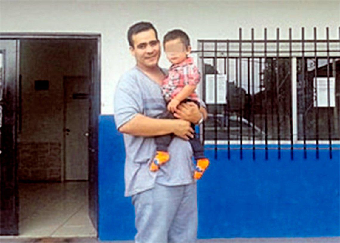 Florencio Varela: un remisero asistió a un nene de 2 años perdido