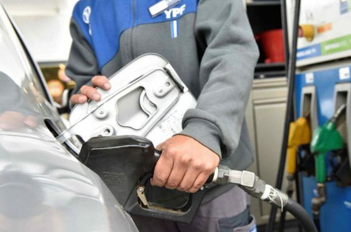 Pese a la caída en las ventas, los combustibles volverán a aumentar en abril.