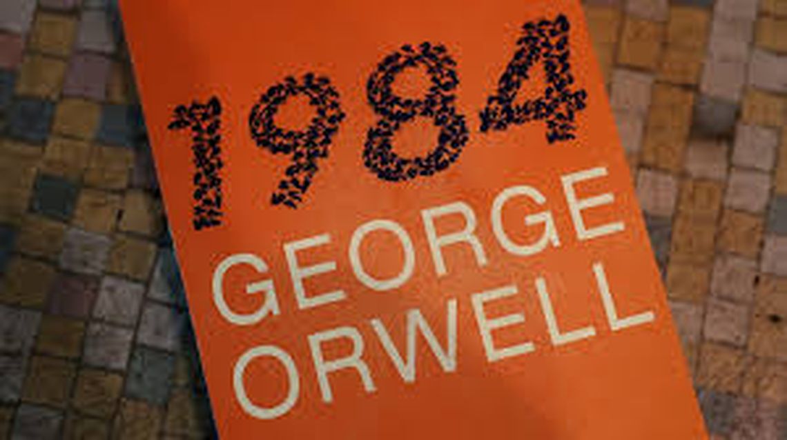 Polémica: universidad inglesa advirtió a estudiantes que la novela 1984 puede ser ofensiva