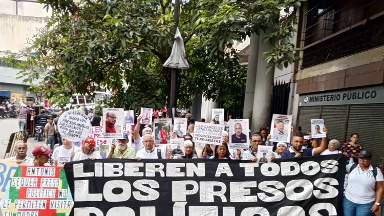 Los familiares de los presos políticos realizaron manifestaciones y huelgas de hambre en reclamo de su liberación.