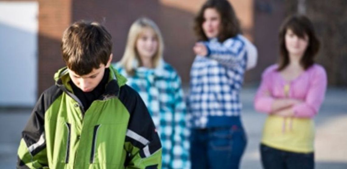 La mayoría de los estudiantes del nivel secundario afirman que hay bullying en los colegios.