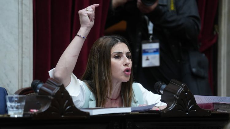 Pagano apuntó contra Milei y los Menem tras la derrota en las elecciones bonaerenses.