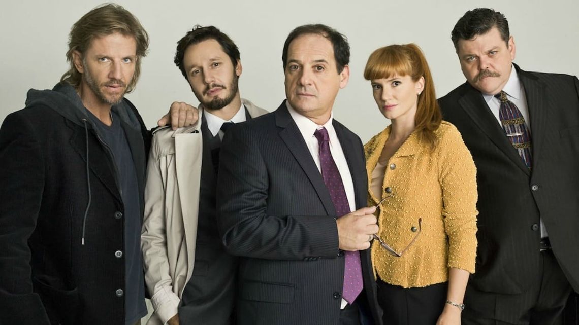 Alfredo Casero y benjamín Vicuña fueron compañeros en Farsantes, la ficción de El 13, en el 2013. 