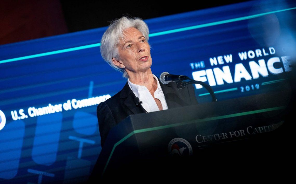 El FMI proyectó precario repunte para la Argentina hacia fin de año