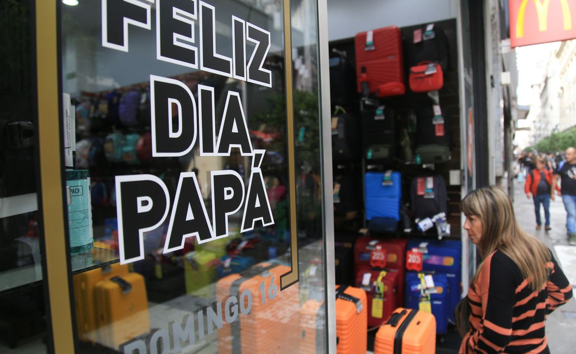 Las ventas por el Día del Padre cayeron por tercer año consecutivo.