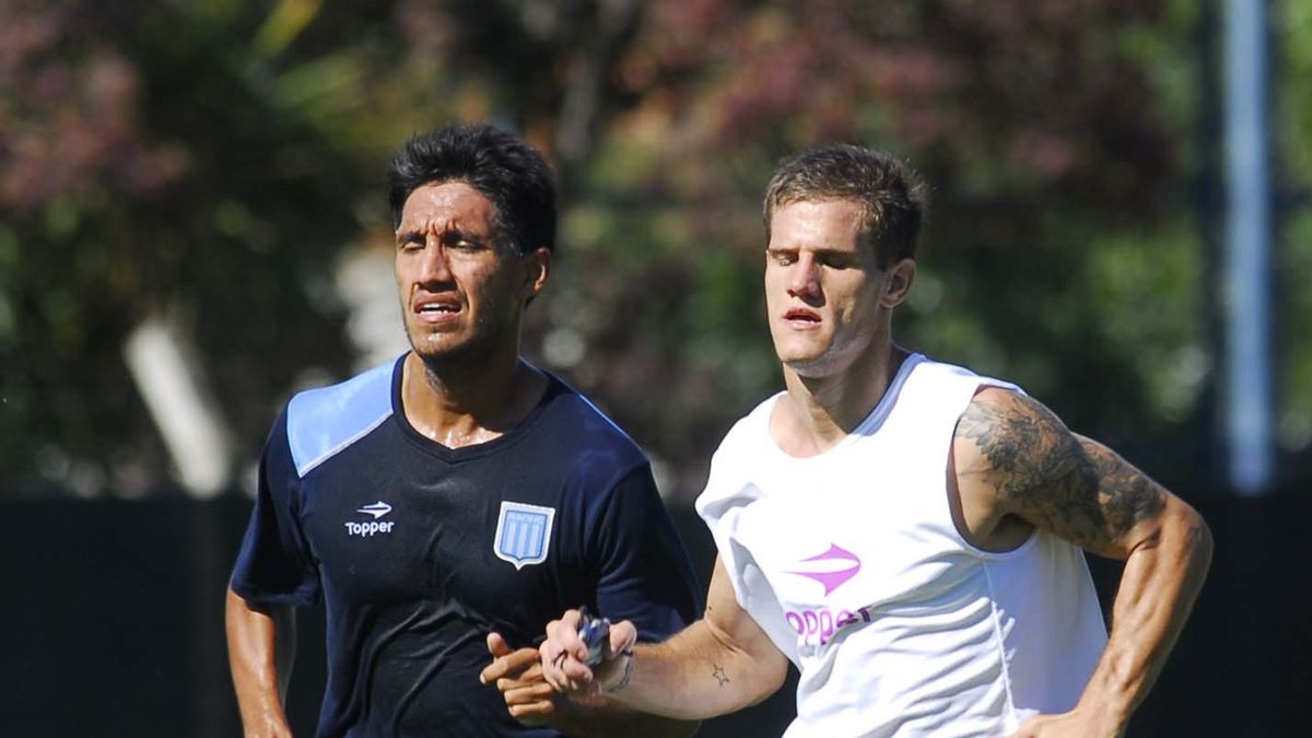 Siguen las malas en Racing Alvarado se rompió los ligamentos