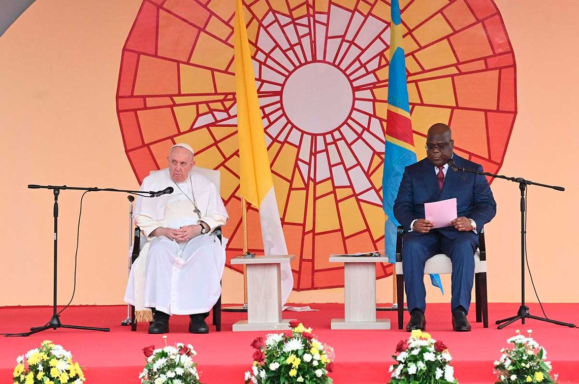El Papa Francisco en Congo: Quitad las manos de África