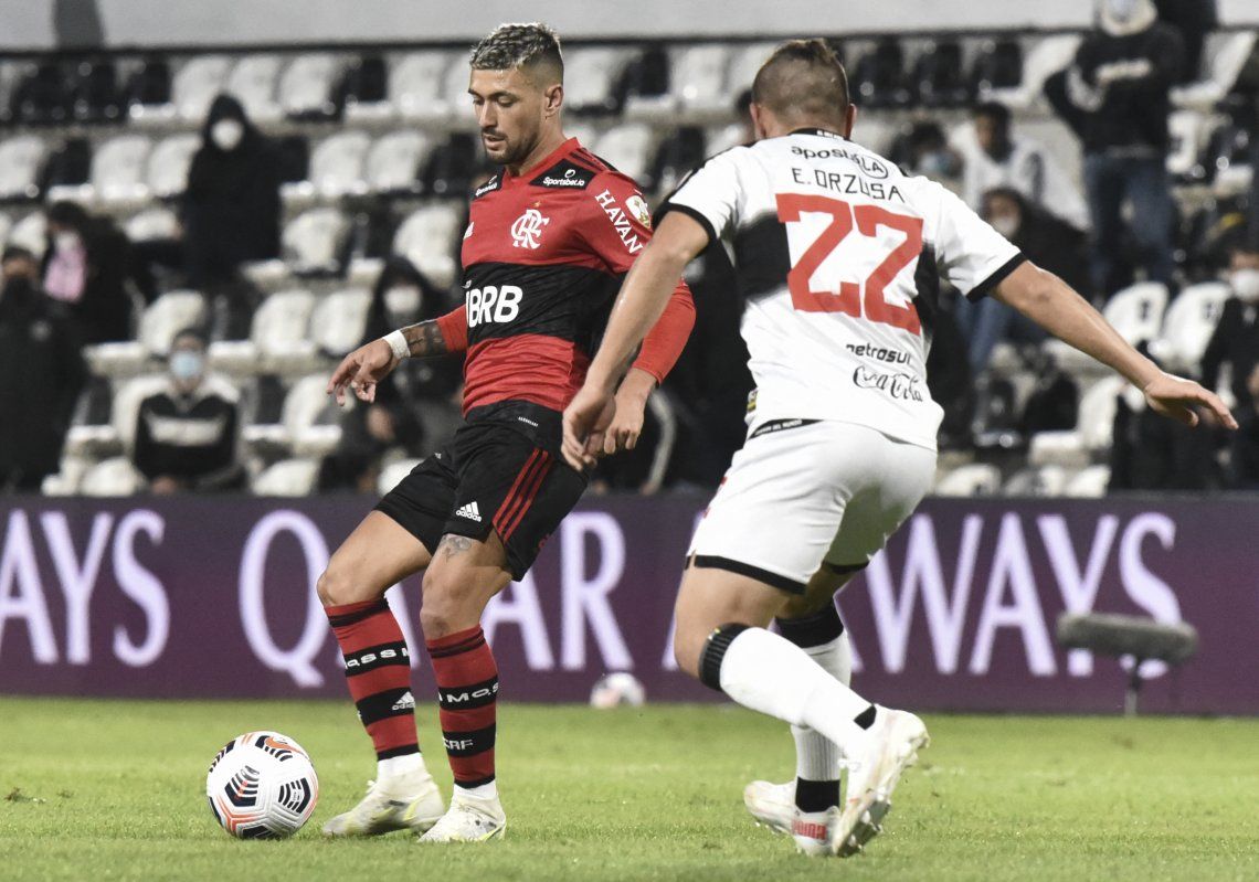 Flamengo goleó a Olimpia y está a centímetros de las semifinales de la Copa Libertadores