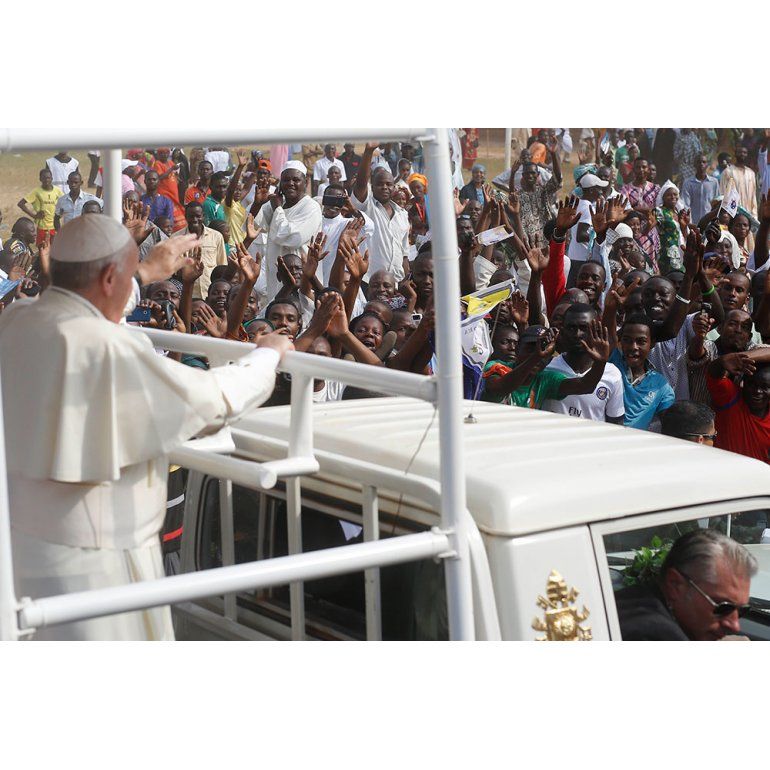 El Papa se despidió de África con un mensaje de reconciliación