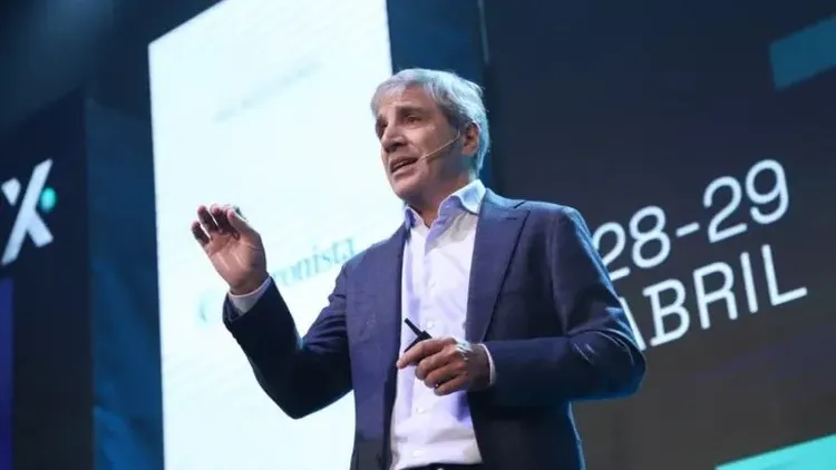 El Gobierno avanza con la venta de empresas y activos estratégicos.