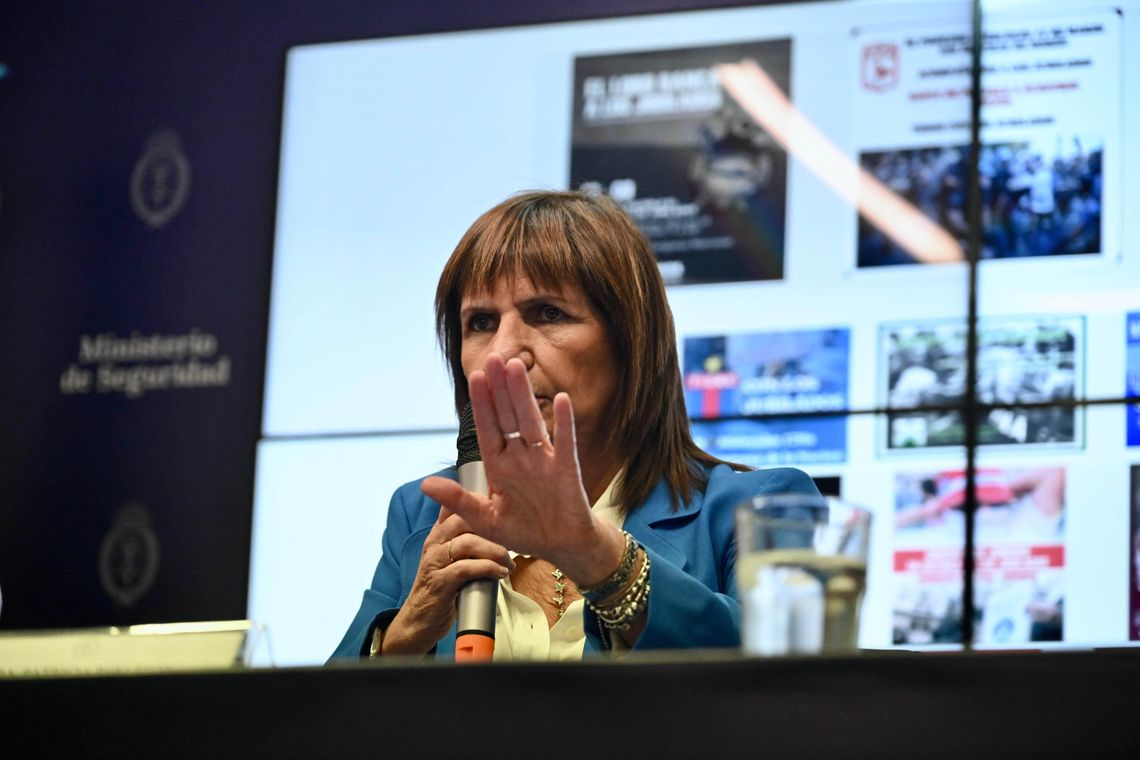 La ministra de Seguridad, Patricia Bullrich, tuvo a su cargo la presentación de la Ley Antibarras.