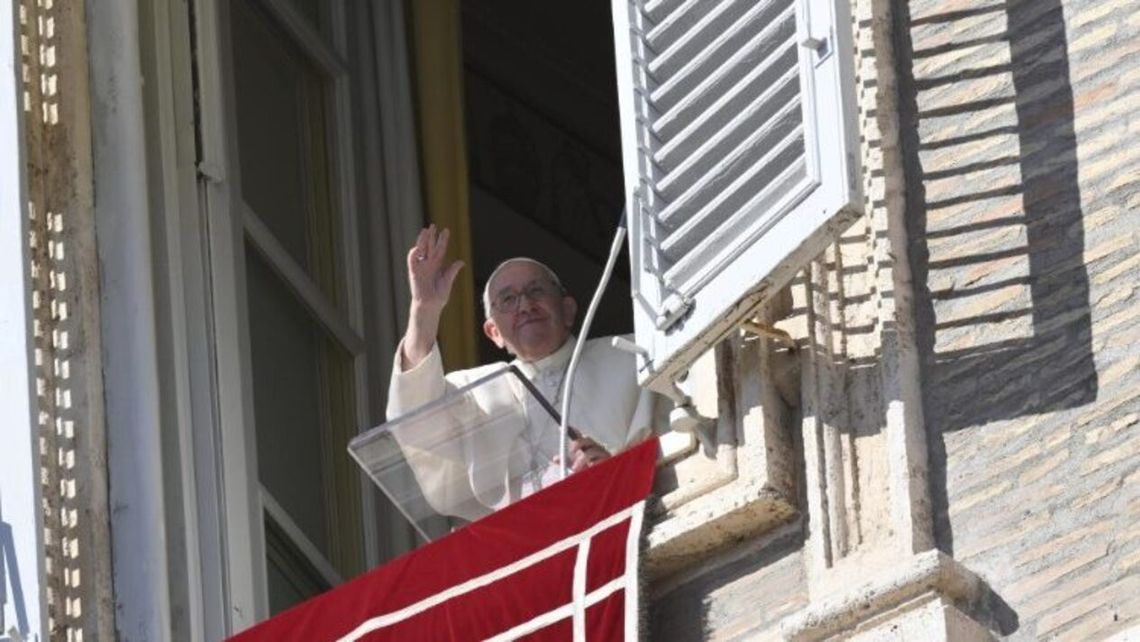 El Papa Francisco pidió rezar por las víctimas de la estampida en Seúl 
