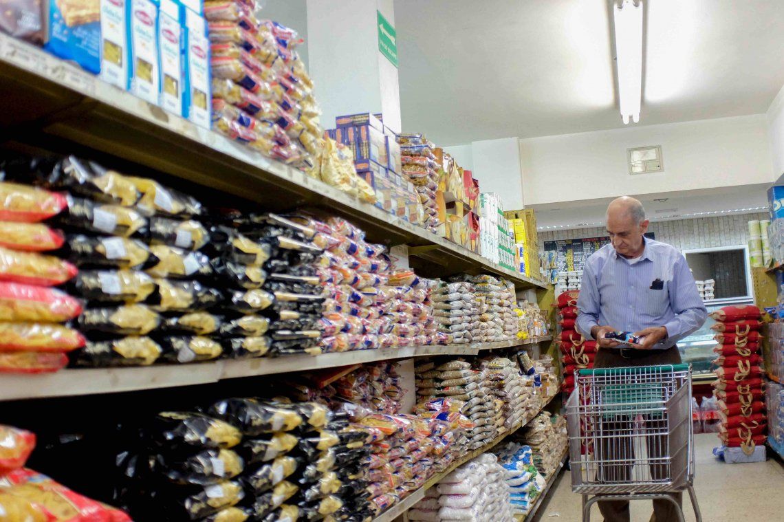 Bajaron más del 15% las ventas en supermercados porteños