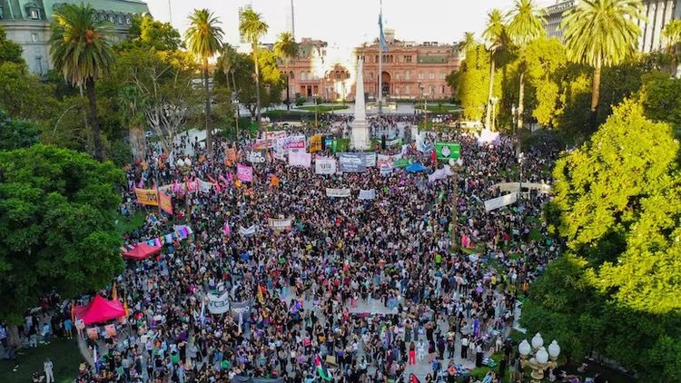 &nbsp;La jornada formó parte de una huelga feminista internacional que se replicó en otros países.