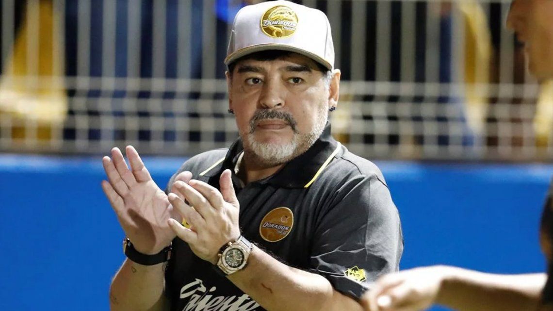 Técnico que debuta gana: El Dorados de Maradona goleó a Cafetaleros