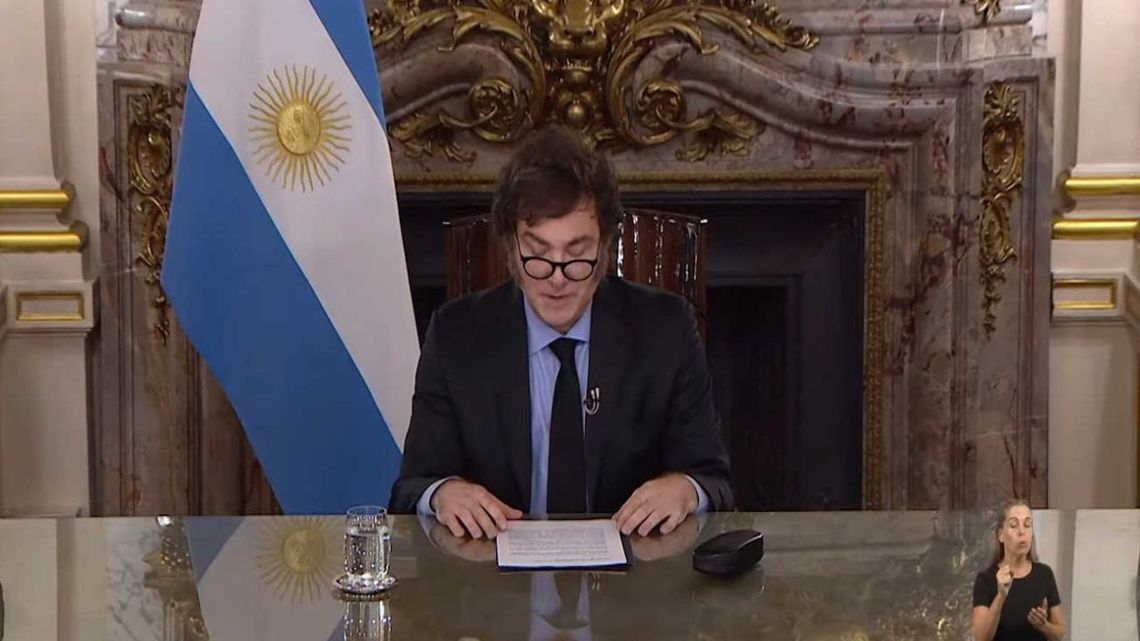 Javier Milei dio un mensaje grabado por cadena nacional.