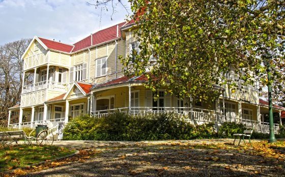 La residencia de Victoria Ocampo en Mar del Plata está ubicada en la calle Matheu 1851 y reabrió sus visitas en pandemia.