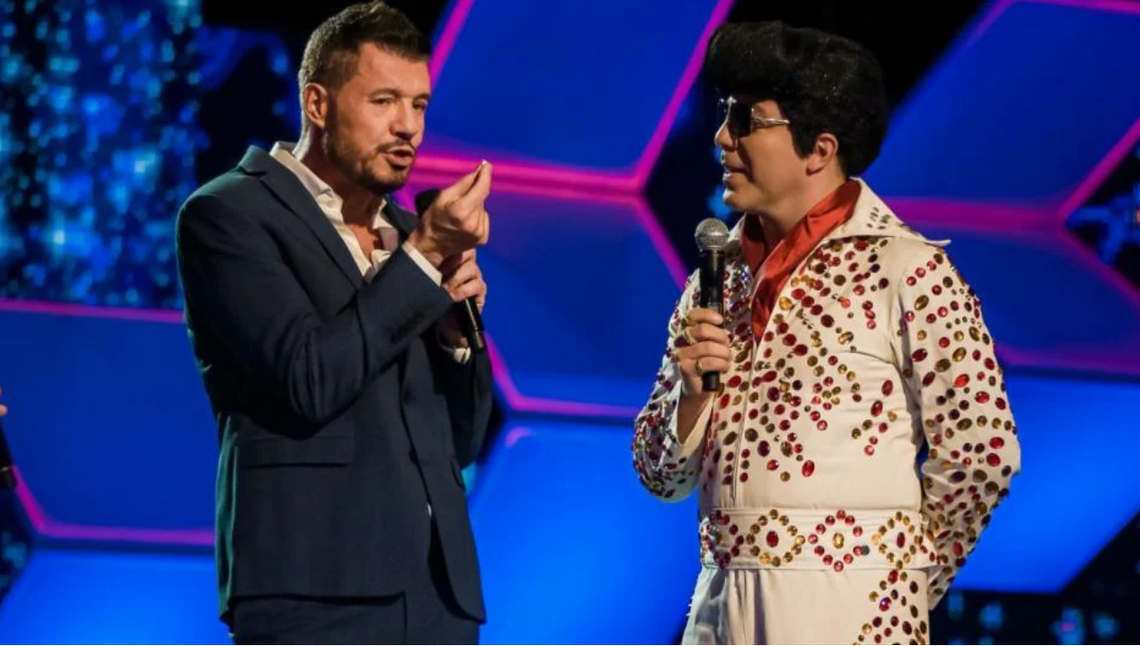 Marcelo Tinelli y Cristian Castro personificando a un imitador de Elvis