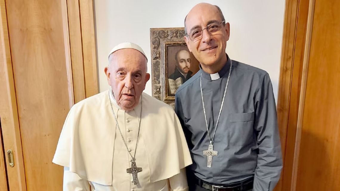 El 1° de julio de 2023, el Santo Padre convocó a Víctor El 1° de julio de 2023, el Santo Padre convocó a Víctor