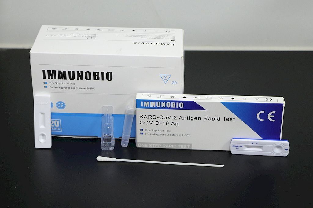 La Anmat había autorizado la venta libre del test rápido que detecta Covid-19 en farmacias hace tres semanas.
