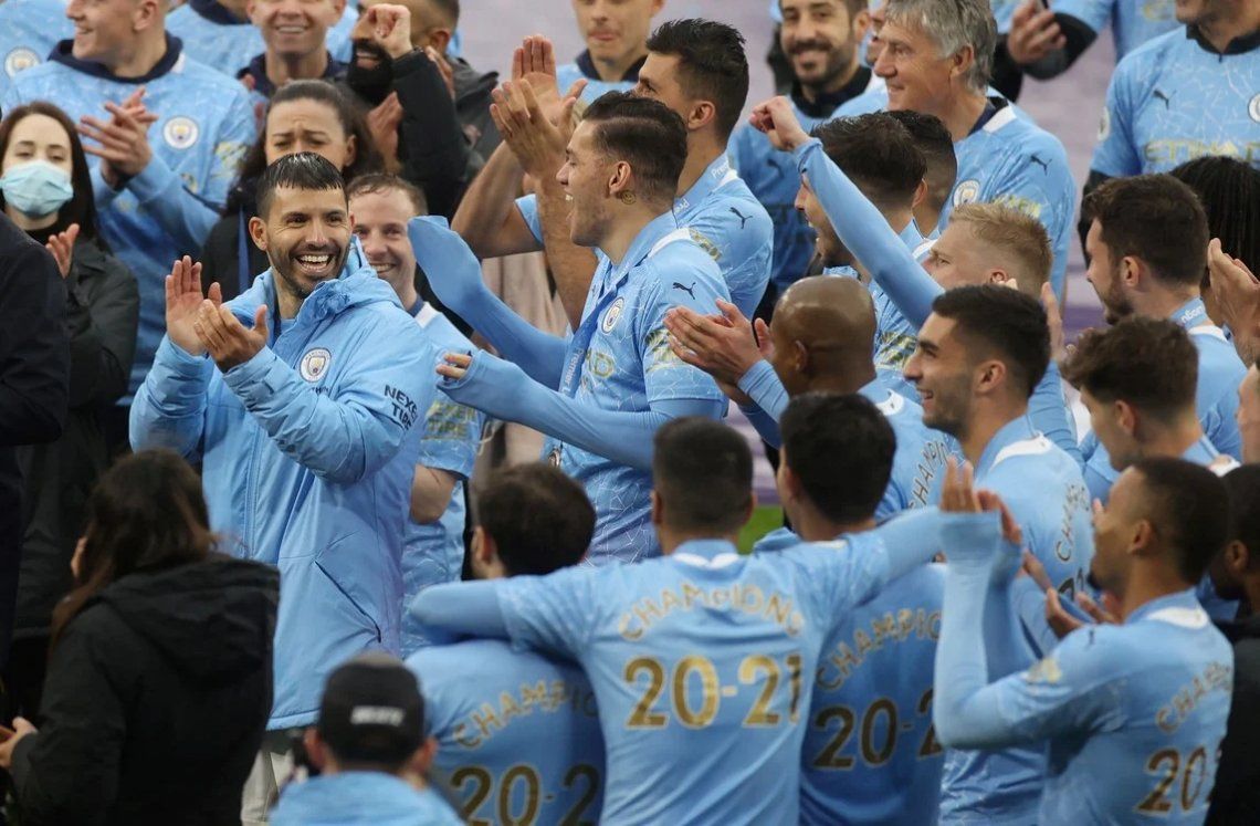 Las mejores fotos de la despedida del Kun Agüero del Manchester City