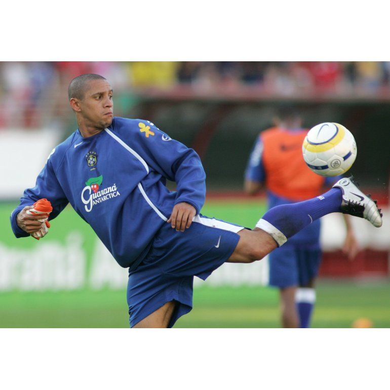 Diego, con competencia: Roberto Carlos tiene 8 hijos de 6 mujeres