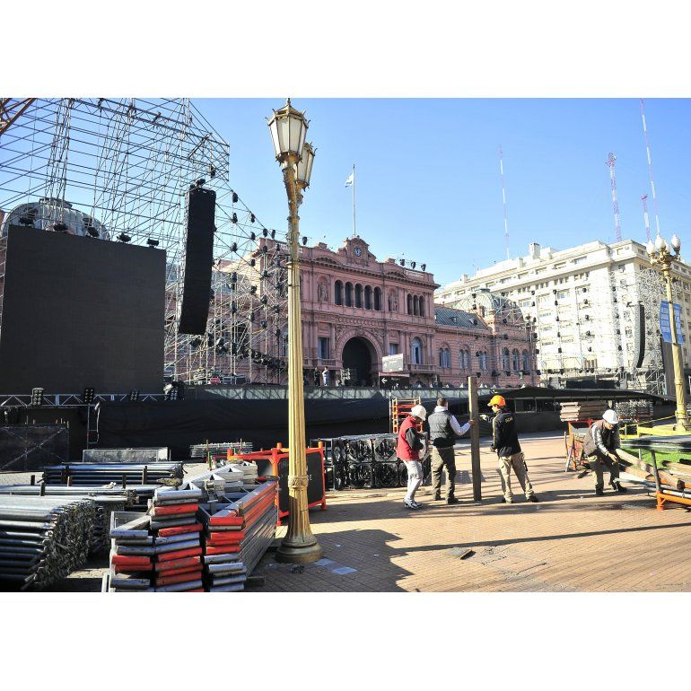 La fiesta popular espera recibir a una multitud