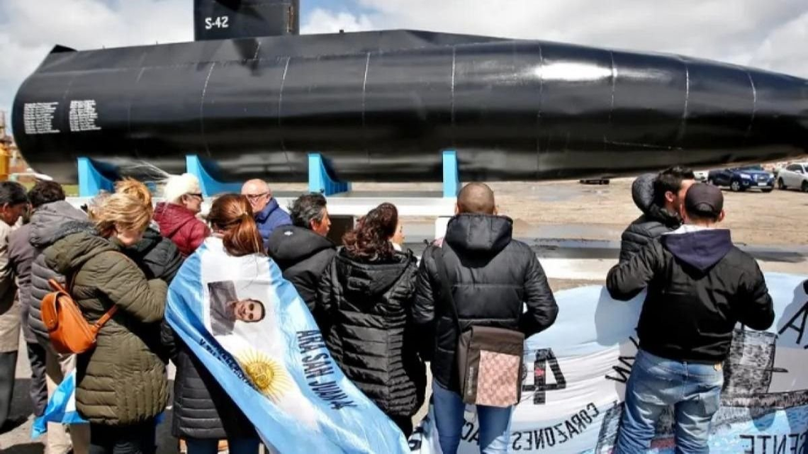 ARA San Juan: familiares de tripulantes apelan el pase de la causa por espionaje a Comodoro Py