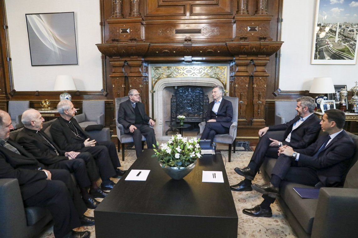 Macri se reunió con obispos en la Casa Rosada y les pidió colaboración