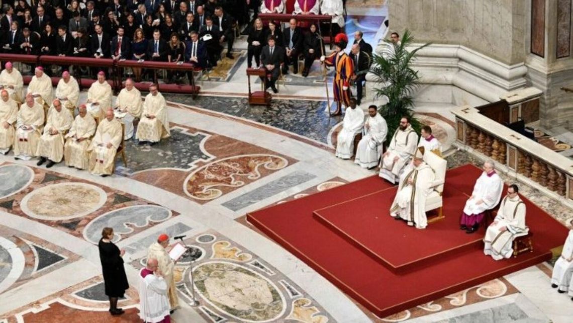 Vaticano - El Papa Francisco preside la misa de canonización de Mama Antula