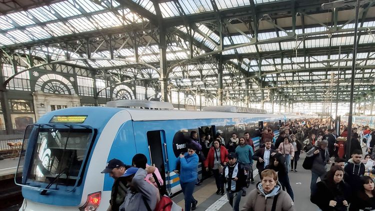 Los servicios de pasajeros cayeron por encima del 30% en los últimos dos años, de acuerdo con datos de La Fraternidad.