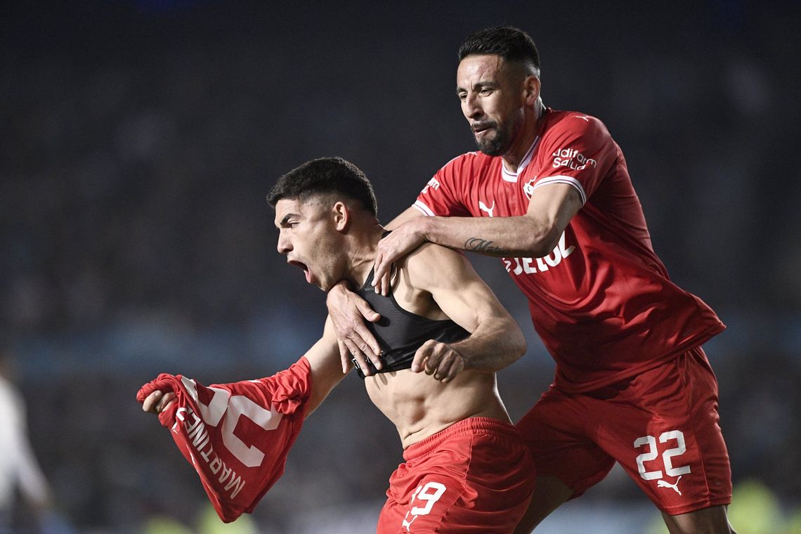 El festejo de Braian Martínez tras el gol que aseguró la victoria