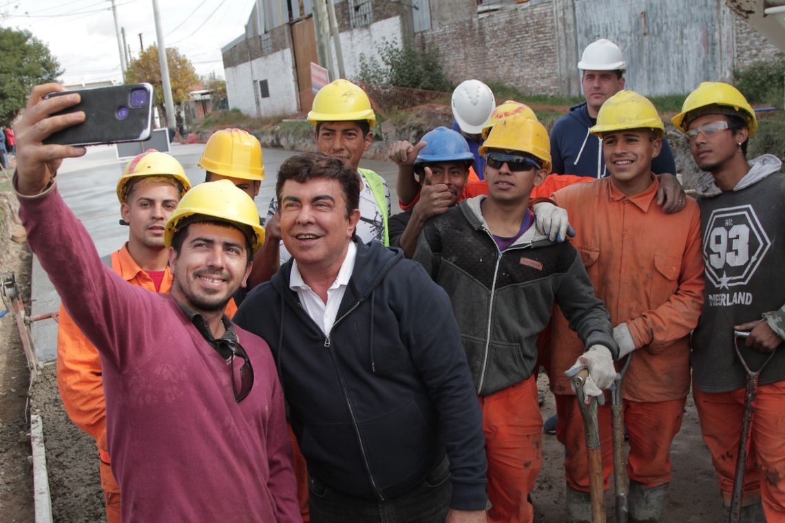 Fernando Espinoza: Las obras que realizamos en La Matanza mueven el motor de la economía