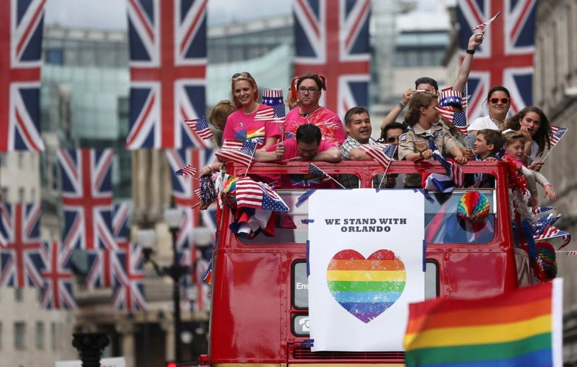 Crece la población LGTB en el Reino Unido