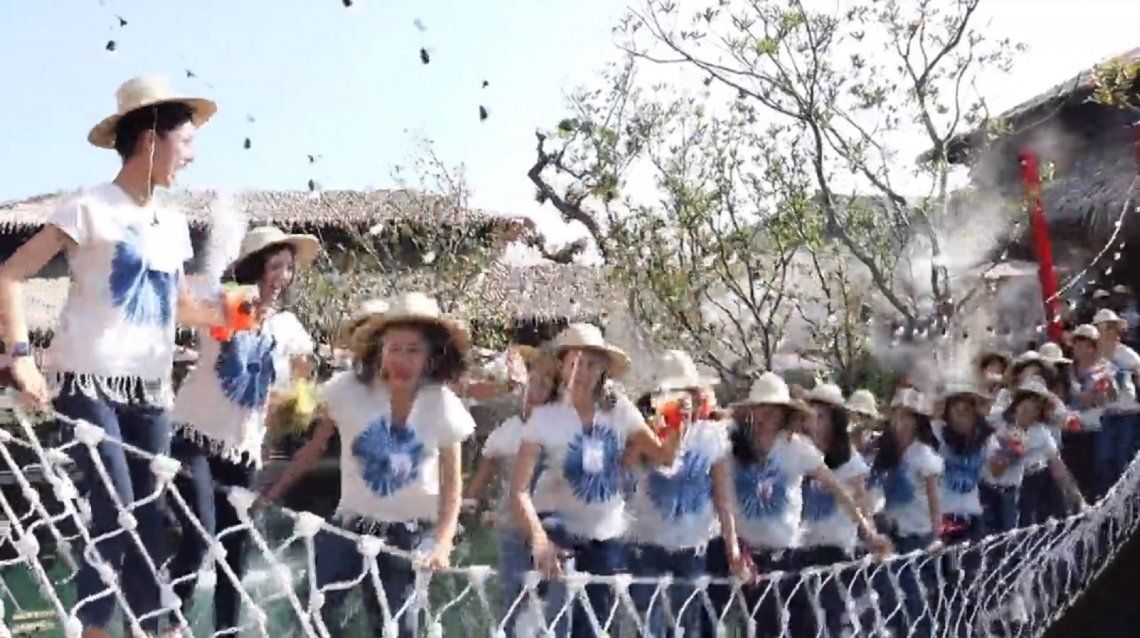 Tailandia: blooper en una certamen. 
