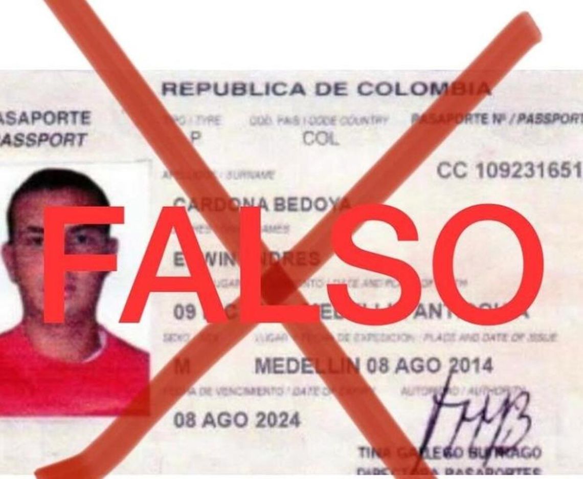 La imagen del pasaporte falso que compartió Cardona en Instagram.