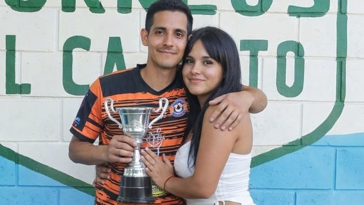 Los hermanos Jonathan Posdeley, de 34 años, y su hermana Priscila Varky, de 22, fueron asesinados a tiros en Pilar.