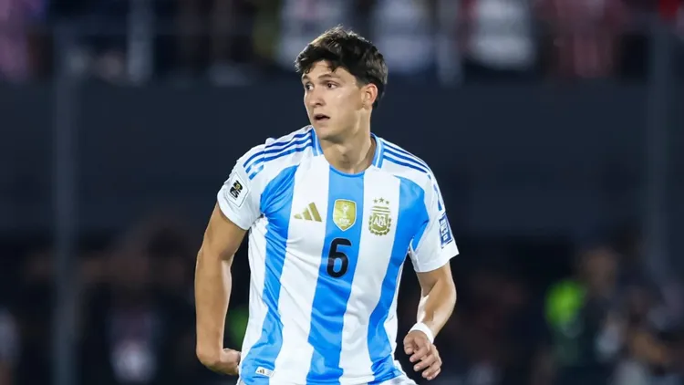 Leonardo Balerdi quedó fuera del Mundial por un desgarro.