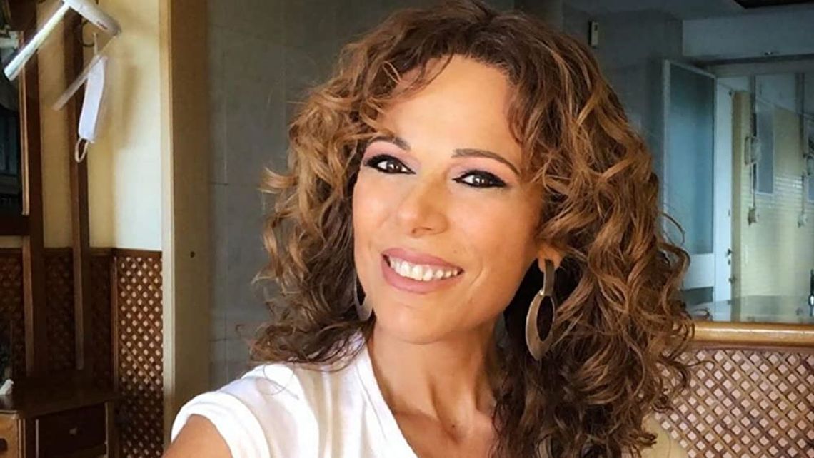 Iliana Calabró presentó a su flamante nuevo novio: Es una especie en extinción.