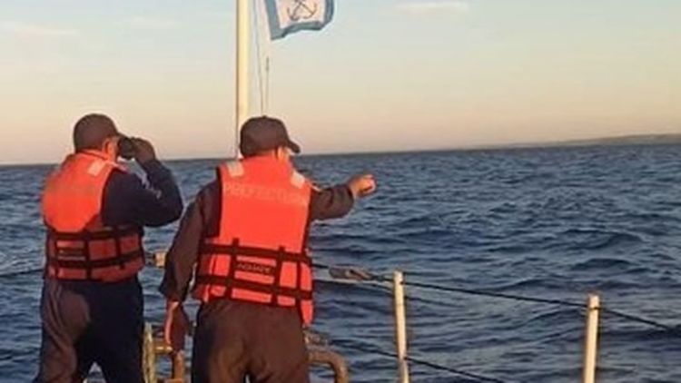 Continúa la búsqueda de Sofía, la joven que desapareció haciendo un bautismo de buceo en Golfo Nuevo, Puerto Madryn.