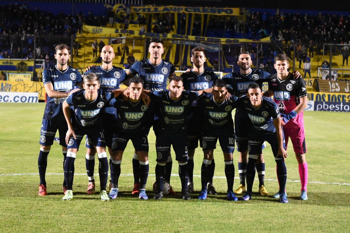 Gran triunfo de Independiente Rivadavia en Villa Crespo