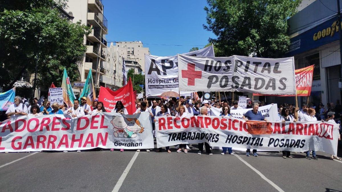 Trabajadores de la salud realizan una jornada nacional de lucha