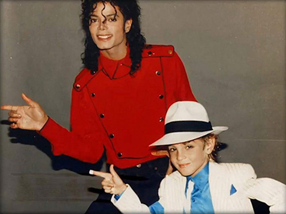 Jackson y Robson cuando era un chiquito cautivado por el rey del pop.