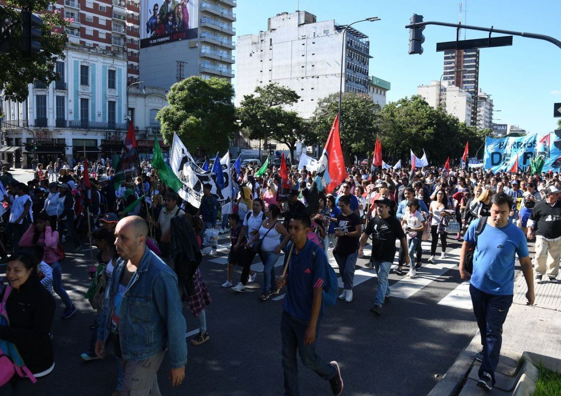 Movimientos sociales realizaron protestas en la Ciudad