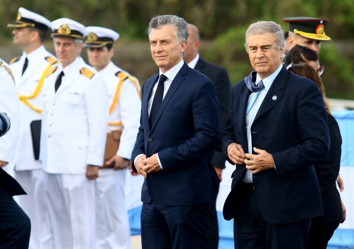 Mauricio Macri encabezó el homenaje a los tripulantes del ARA San Juan
