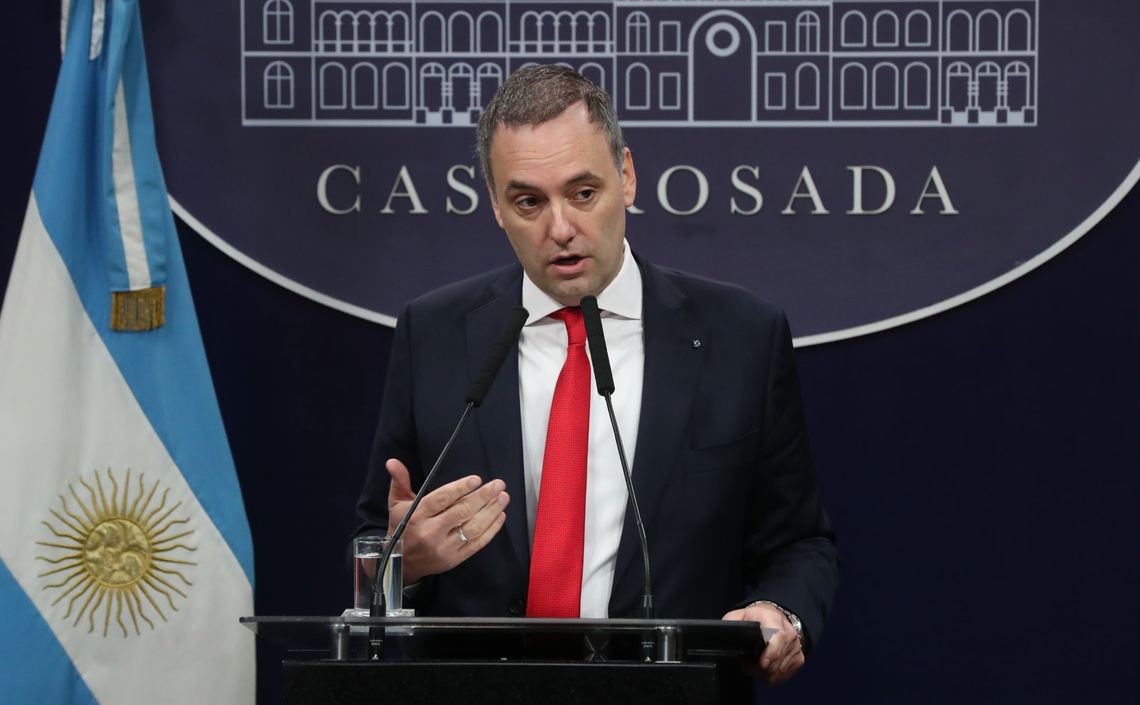 El vocero presidencial Manuel Adorni fue el encargado de informar sobre los cambios en DDHH y Cultura.