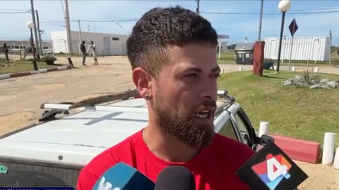 Matías Pereyra contó cómo vivió haber nadado cuatro horas para salvar su vida tras haberse caído al agua mar adentro.