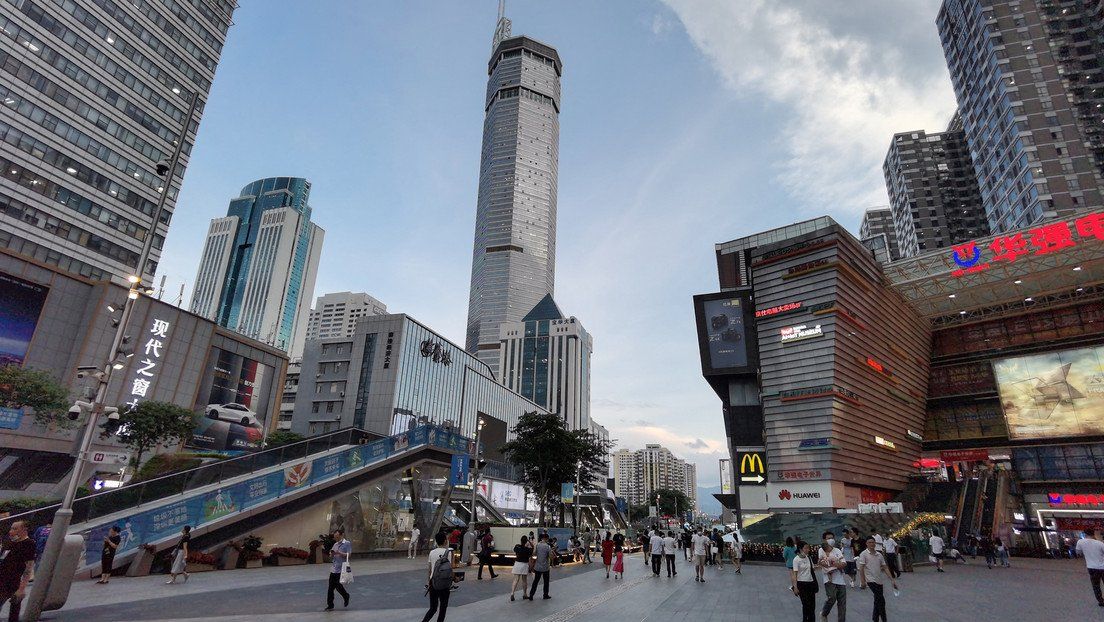 El rascacielos SEG Plaza, Shenzhen, China