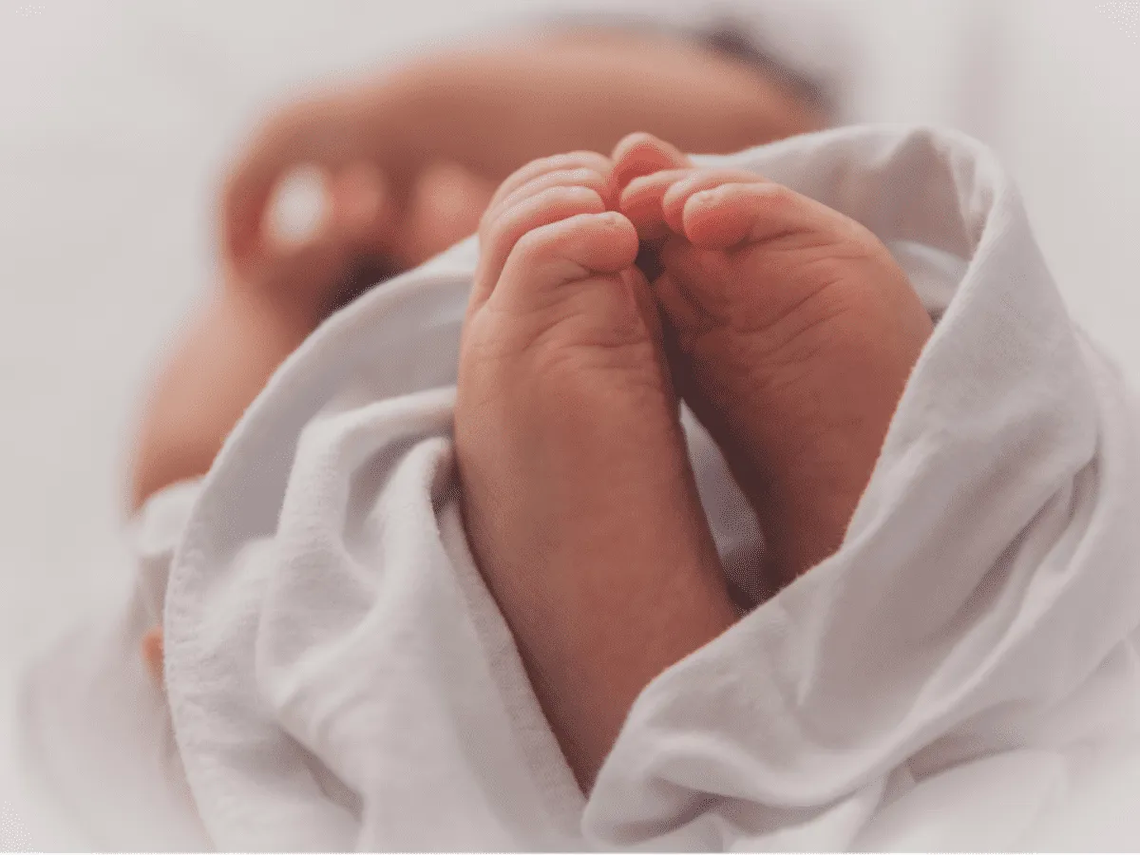 India: nació un bebé con dos cabezas